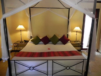 Maldives, Lhaviyani Atoll, Kuredu Island Resort